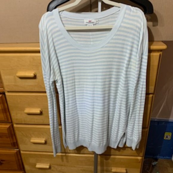 Vineyard Vines Blue and white  striped sweater - Picture 2 of 8